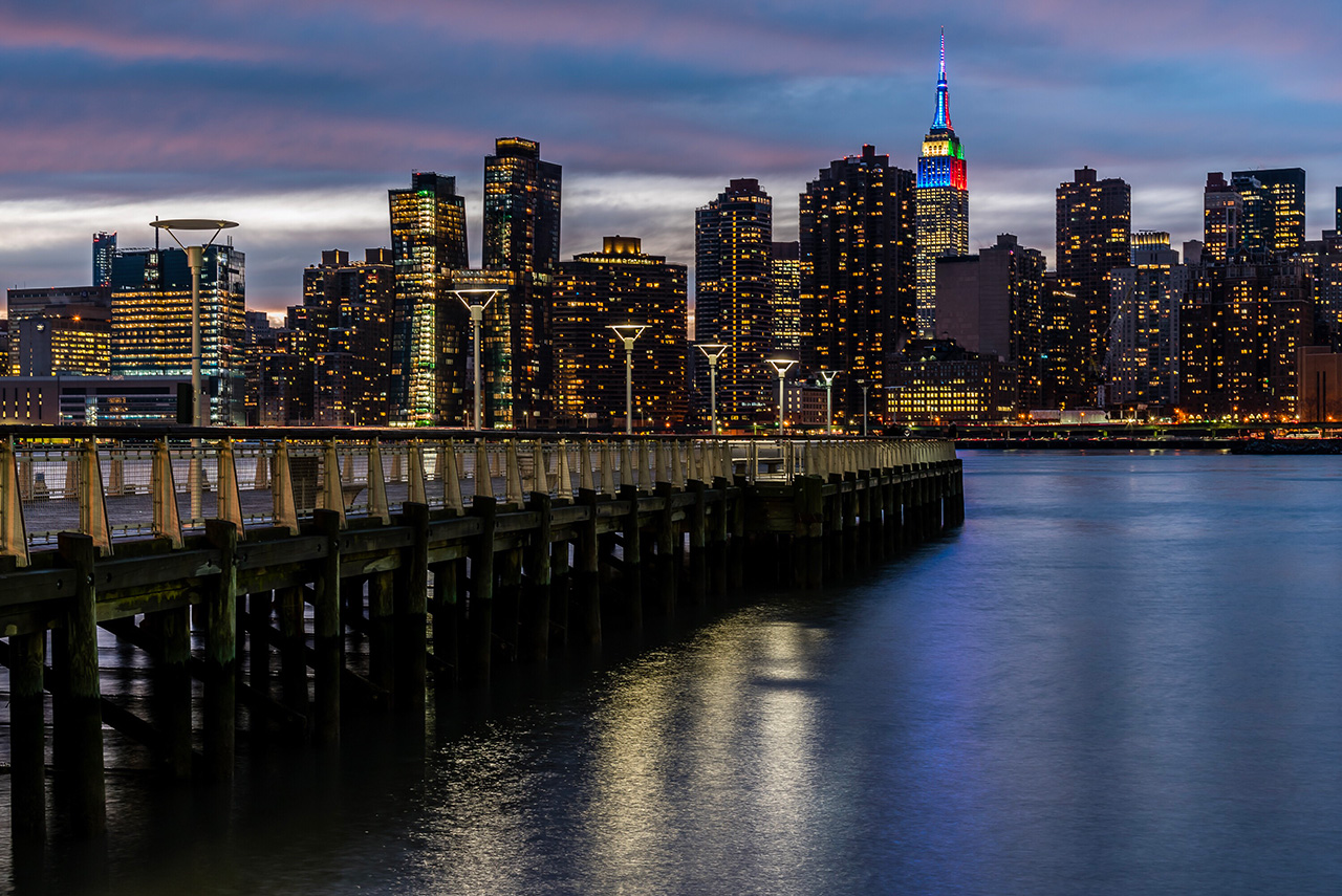 Credit Photo Javanng via Envato
Vue sur la skyline de Manhattan depuis Gantry Plaza State Park